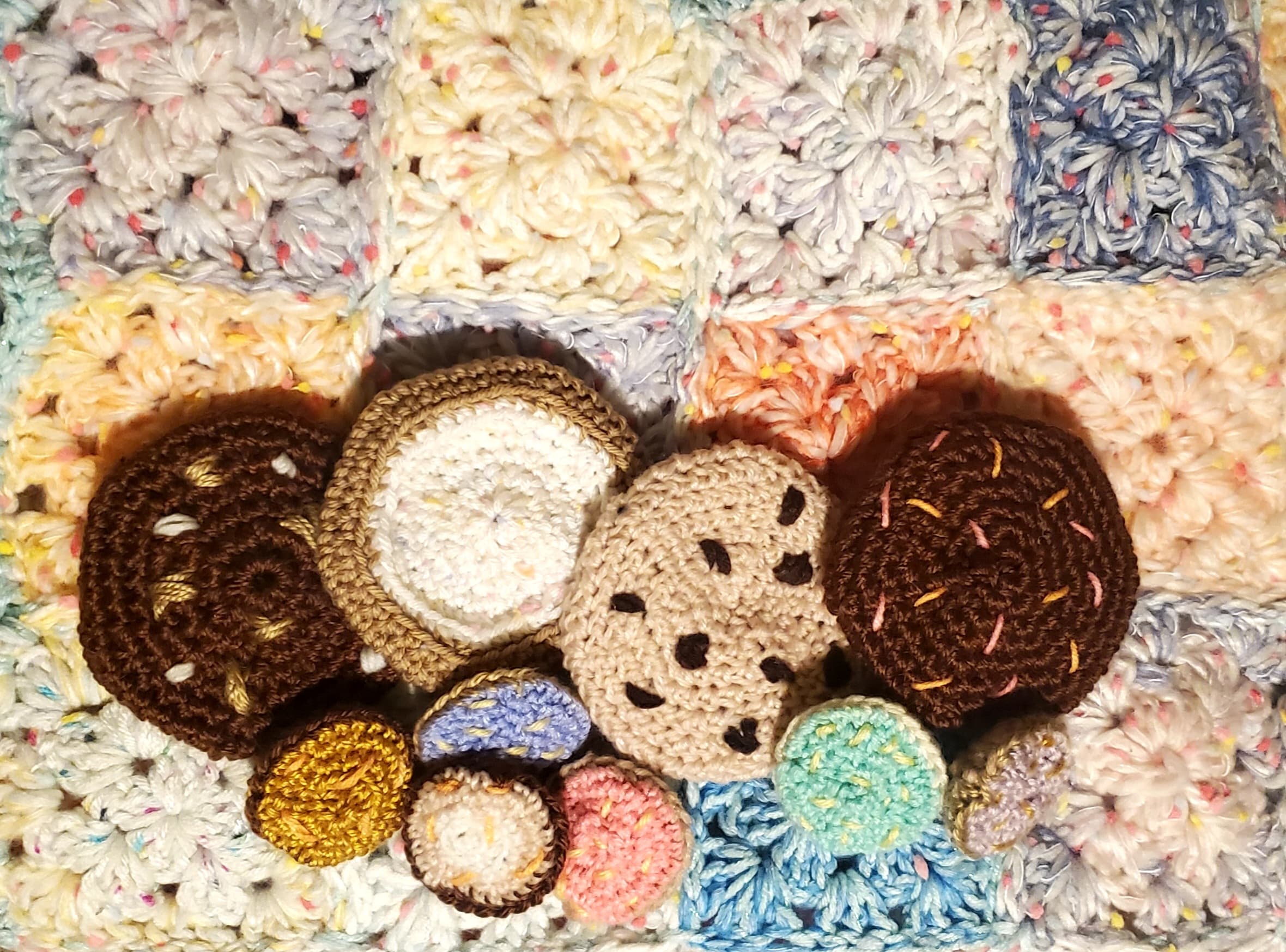 Crochet cookie background